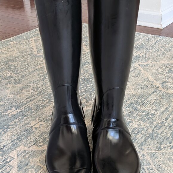 Black Tall Hunter Rain Boots - Picture 4 of 5
